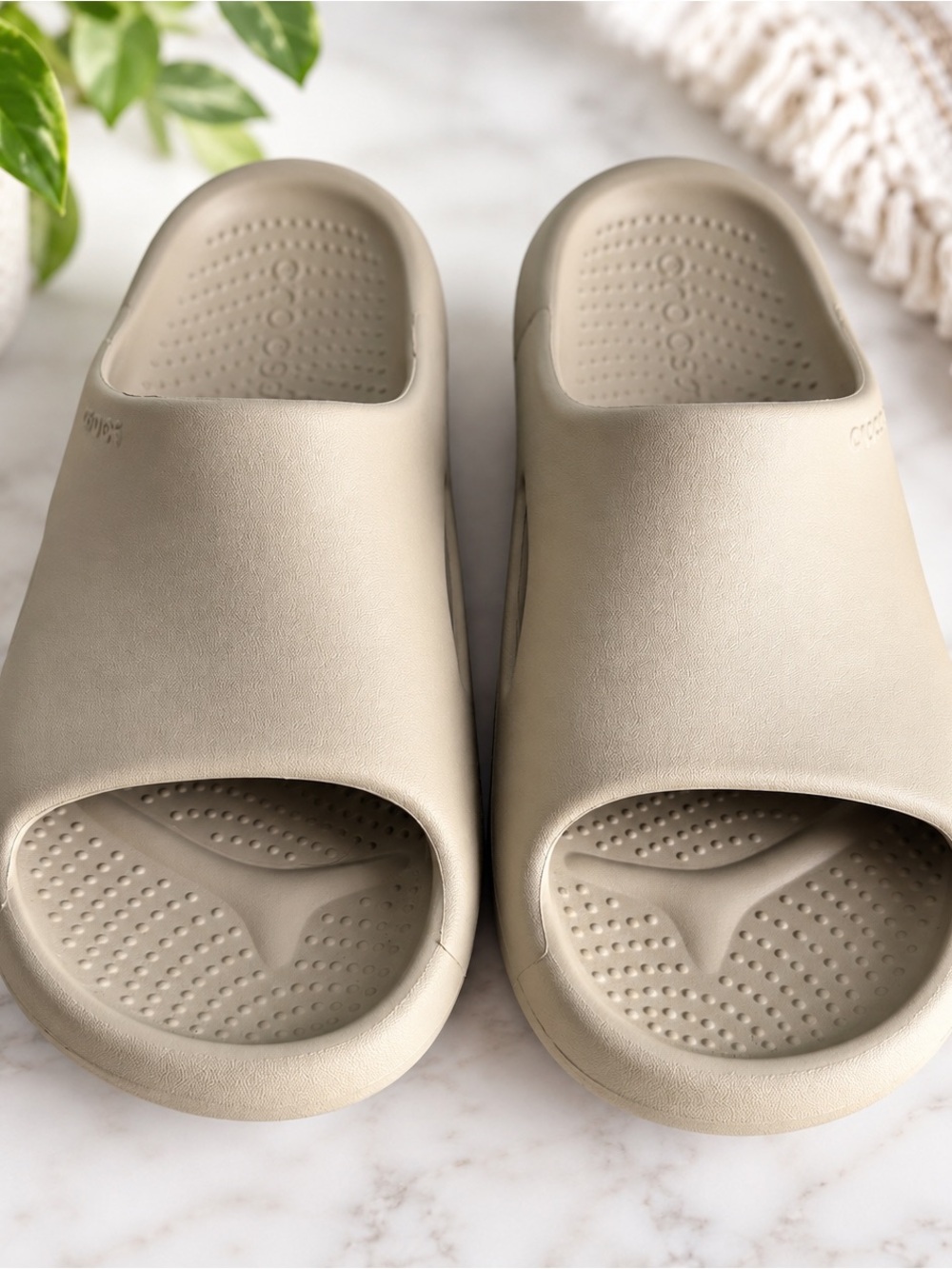 CROCS Mellow Neutral Sand Slide Slippers - Light Beige